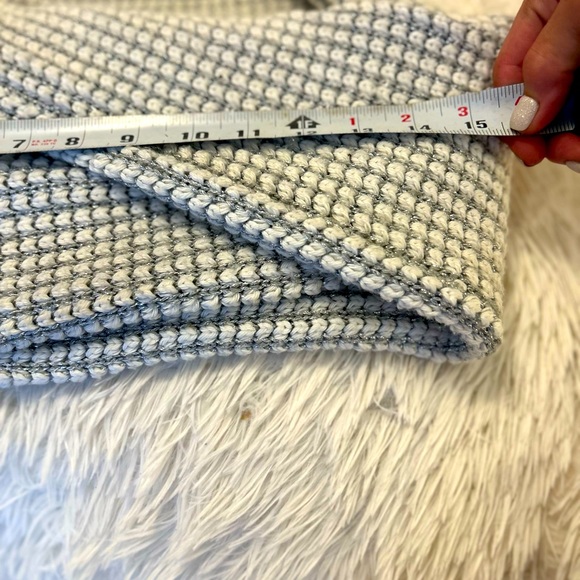 Calvin Klein white infinity scarf with silver glitter stitching EUC - Picture 3 of 4